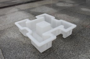 連鎖水泥護(hù)坡磚模具哪里的廠家更專業(yè)？