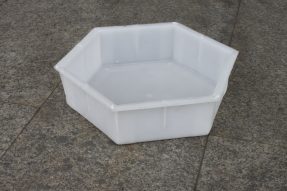 公路護(hù)坡塑料模具有哪些種類？